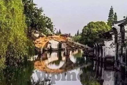 91麻豆天美视频-暧昧边缘的审视，网络视频平台的多媒体内容影响分析